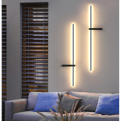 Elegant Outdoor Wall Lantern with Weather-Resistant Design | Modern Illumination for Pathways and Entrances