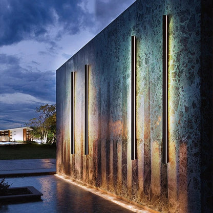 Elegant Outdoor Wall Light | Waterproof LED RGBW Sconce with Modern Design | Stylish Illumination for Outdoor Spaces