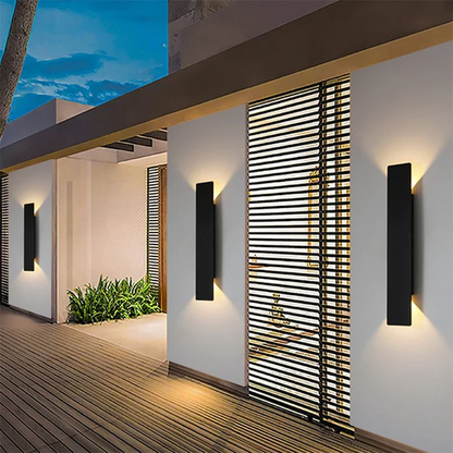 Lysora | Waterproof LED Strip Wall Lamp with Elegant Design | Modern Outdoor Lighting for Sophisticated Spaces