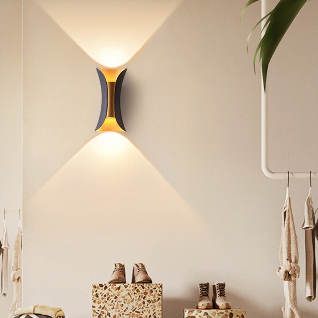 Modern Waterproof Curved LED Wall Sconce Light with Dual-Directional Projection | For Stylish Outdoor Spaces