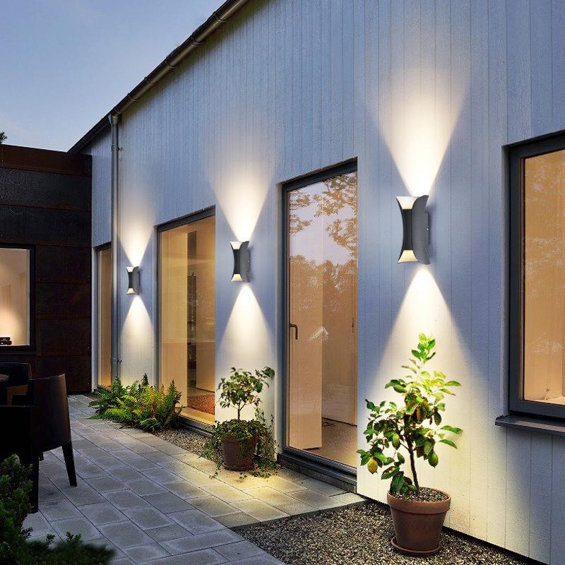 Modern Waterproof Curved LED Wall Sconce Light with Dual-Directional Projection | For Stylish Outdoor Spaces