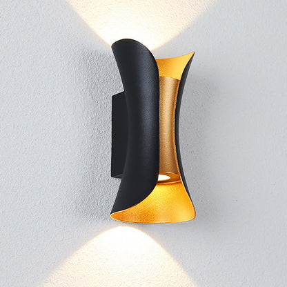 Modern Waterproof Curved LED Wall Sconce Light with Dual-Directional Projection | For Stylish Outdoor Spaces