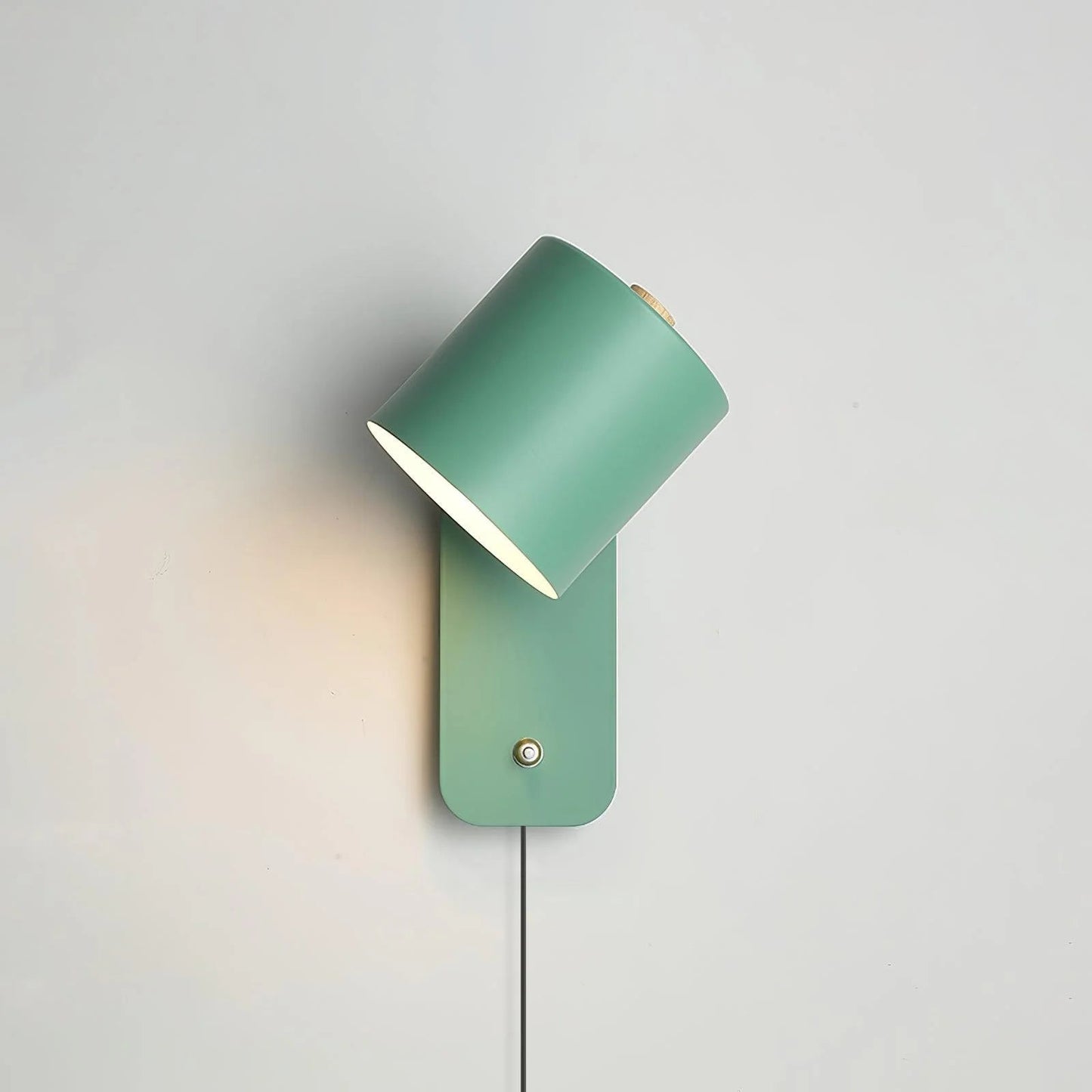Modern Cylinder Wall Sconce Lighting with Minimalist Design | Elegant Wall Lamp for Contemporary Spaces