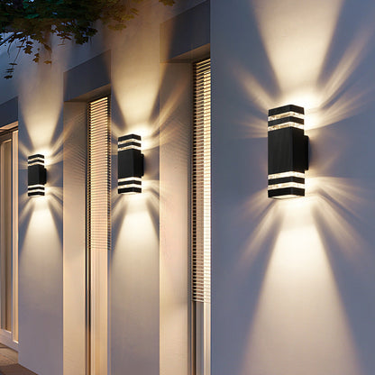 2-way Outdoor Wall Light