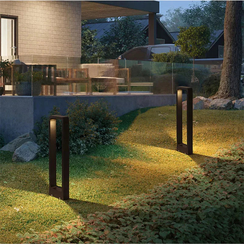 TerraLuxe | Outdoor Light for Gardens with Robust Aluminum Design | Elegant Illumination for Pathways and Driveways