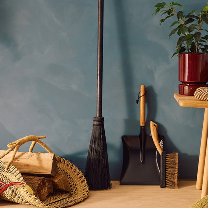 Oak Handle Dustpan